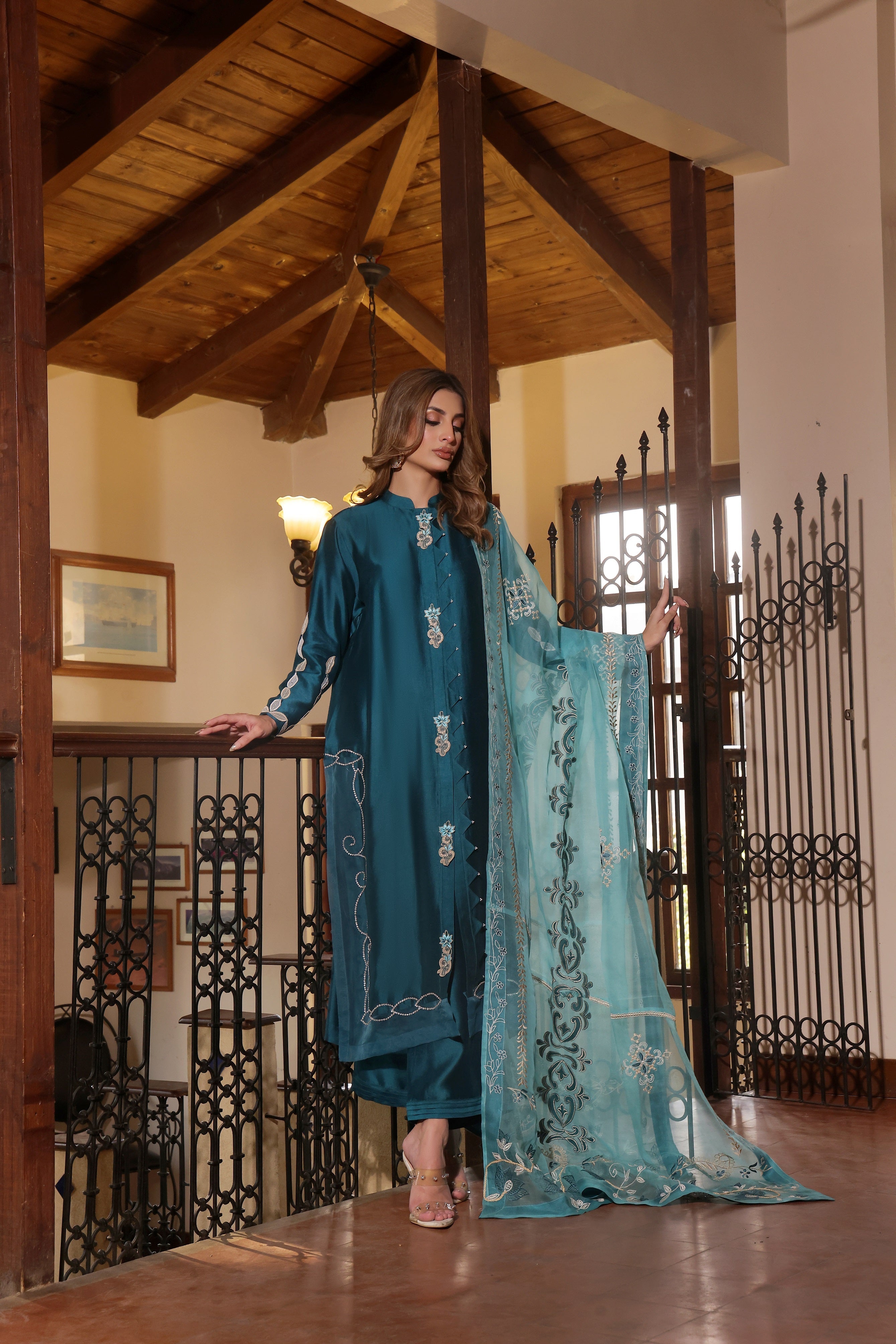 Mona Imran | Ezel Eid 25 | Jahanbano