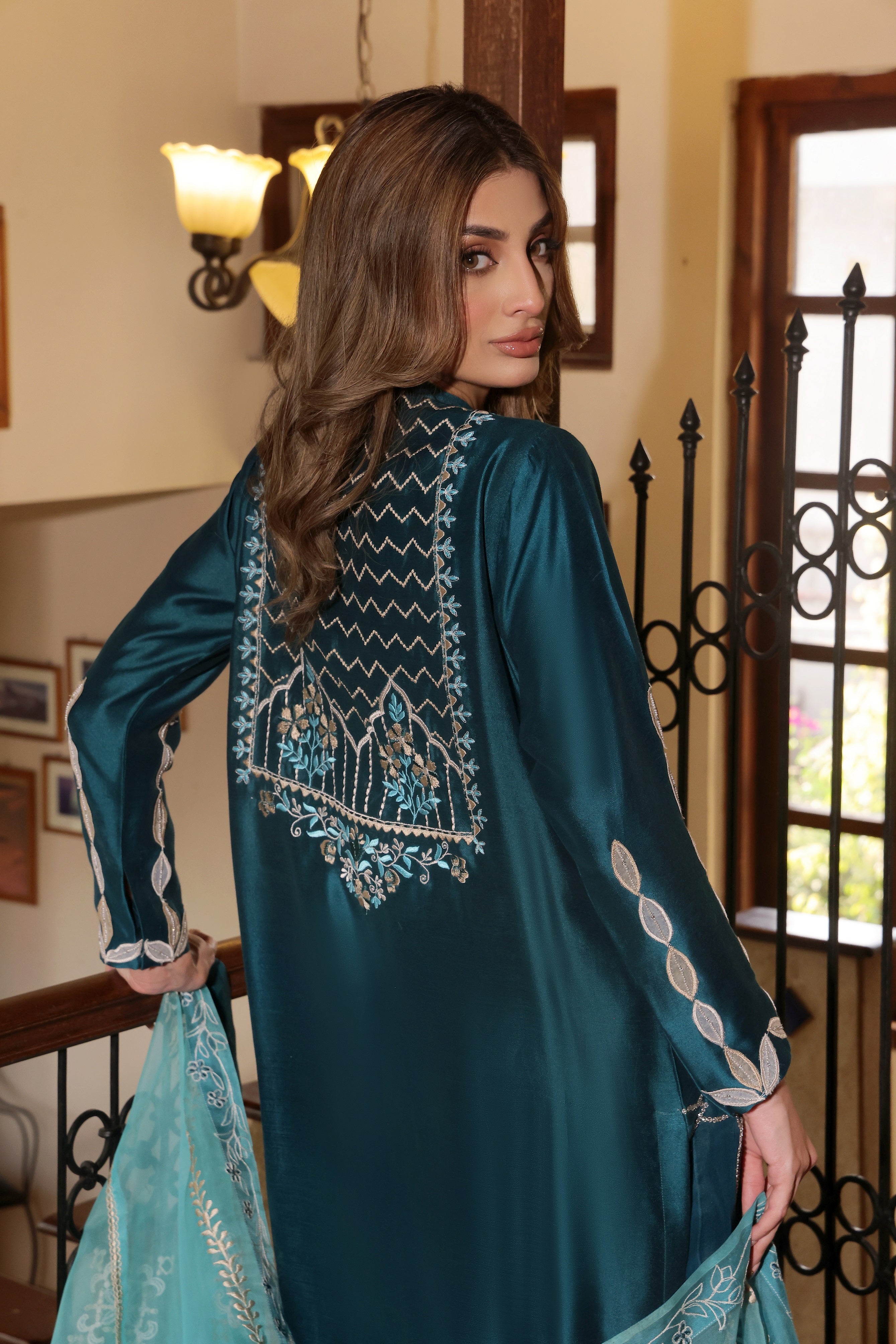 Mona Imran | Ezel Eid 25 | Jahanbano