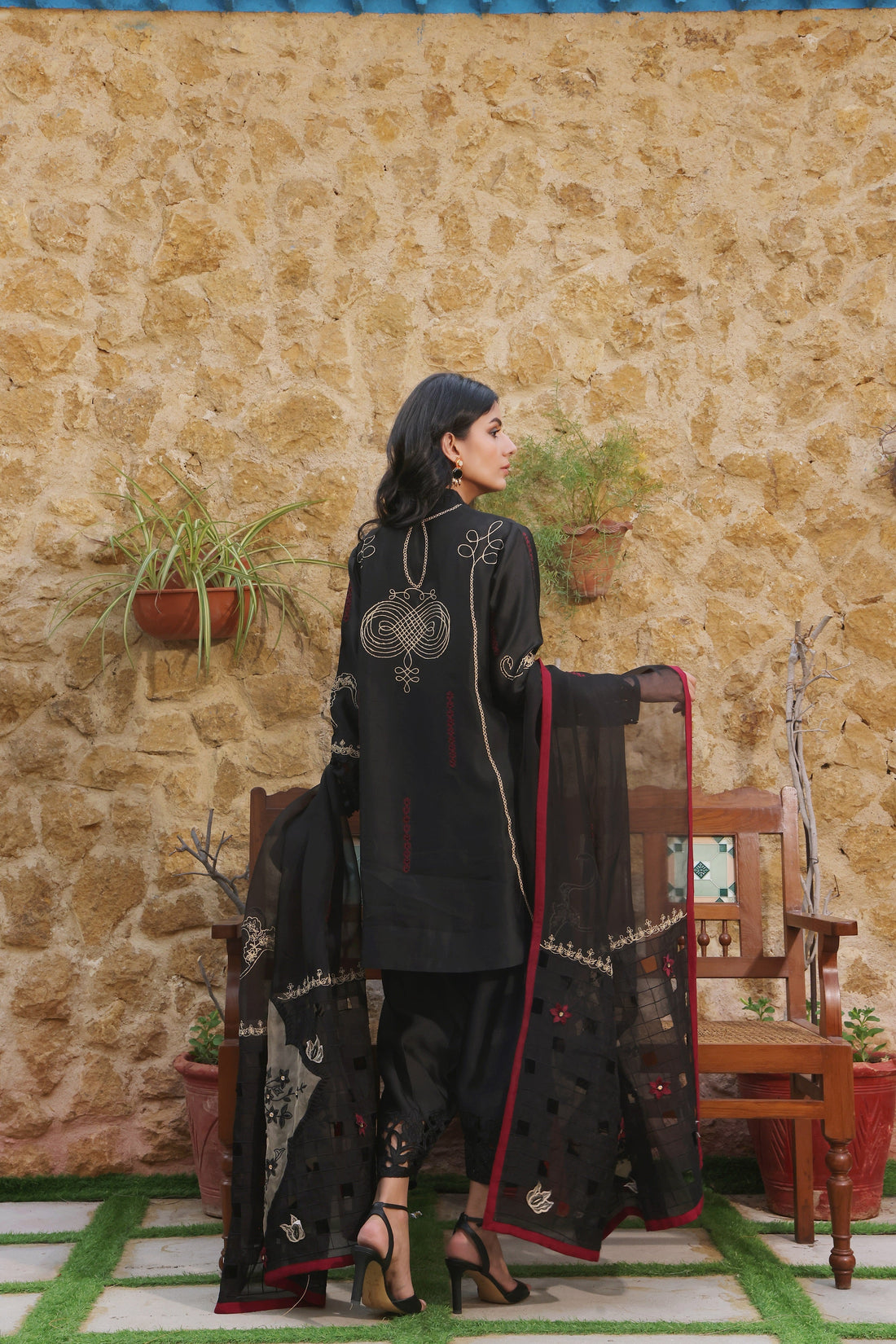 Mona Imran | Ezel Eid 25 | Nazli