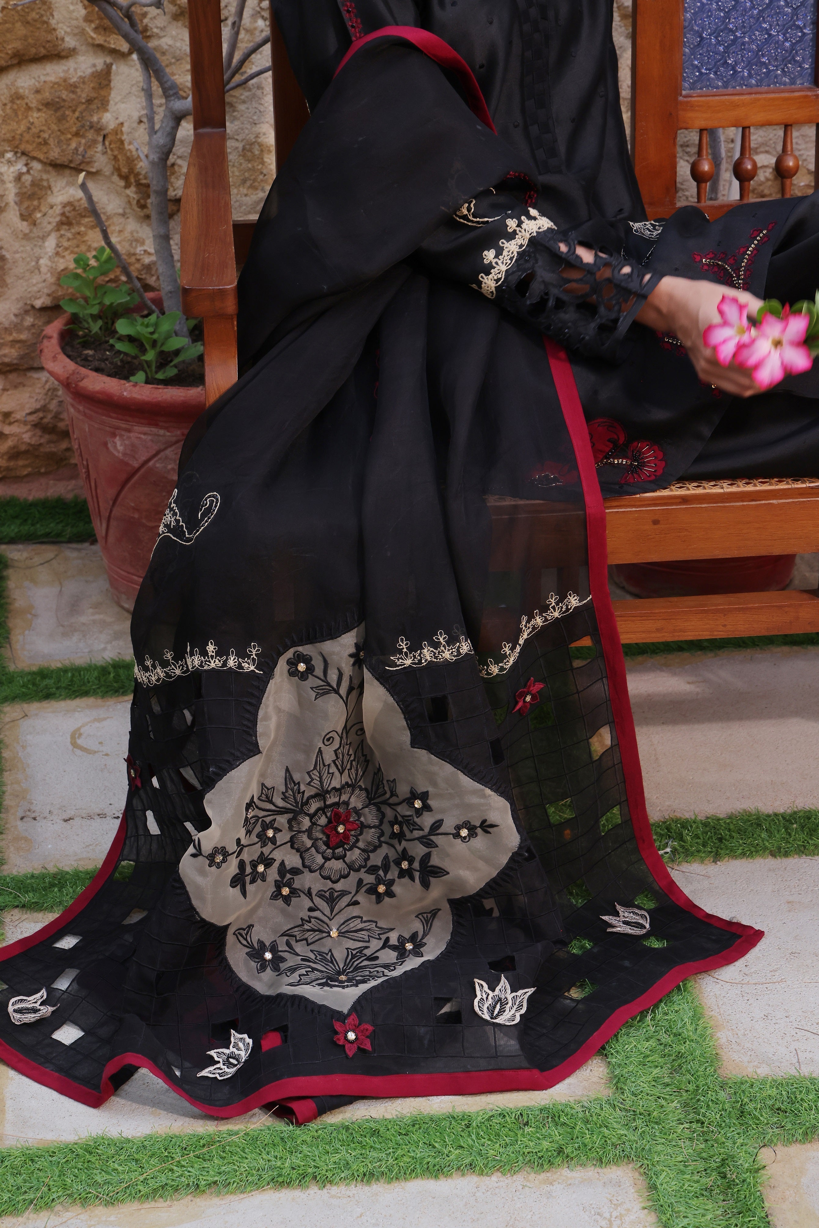 Mona Imran | Ezel Eid 25 | Nazli