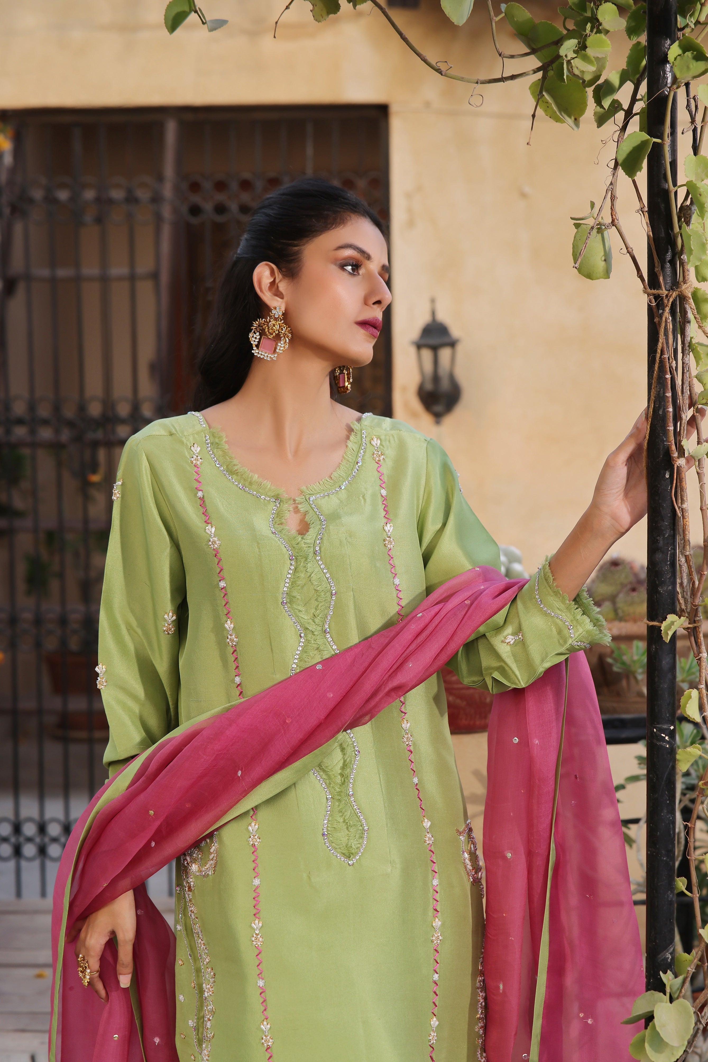 Mona Imran | Ezel Eid 25 | Gulrukh