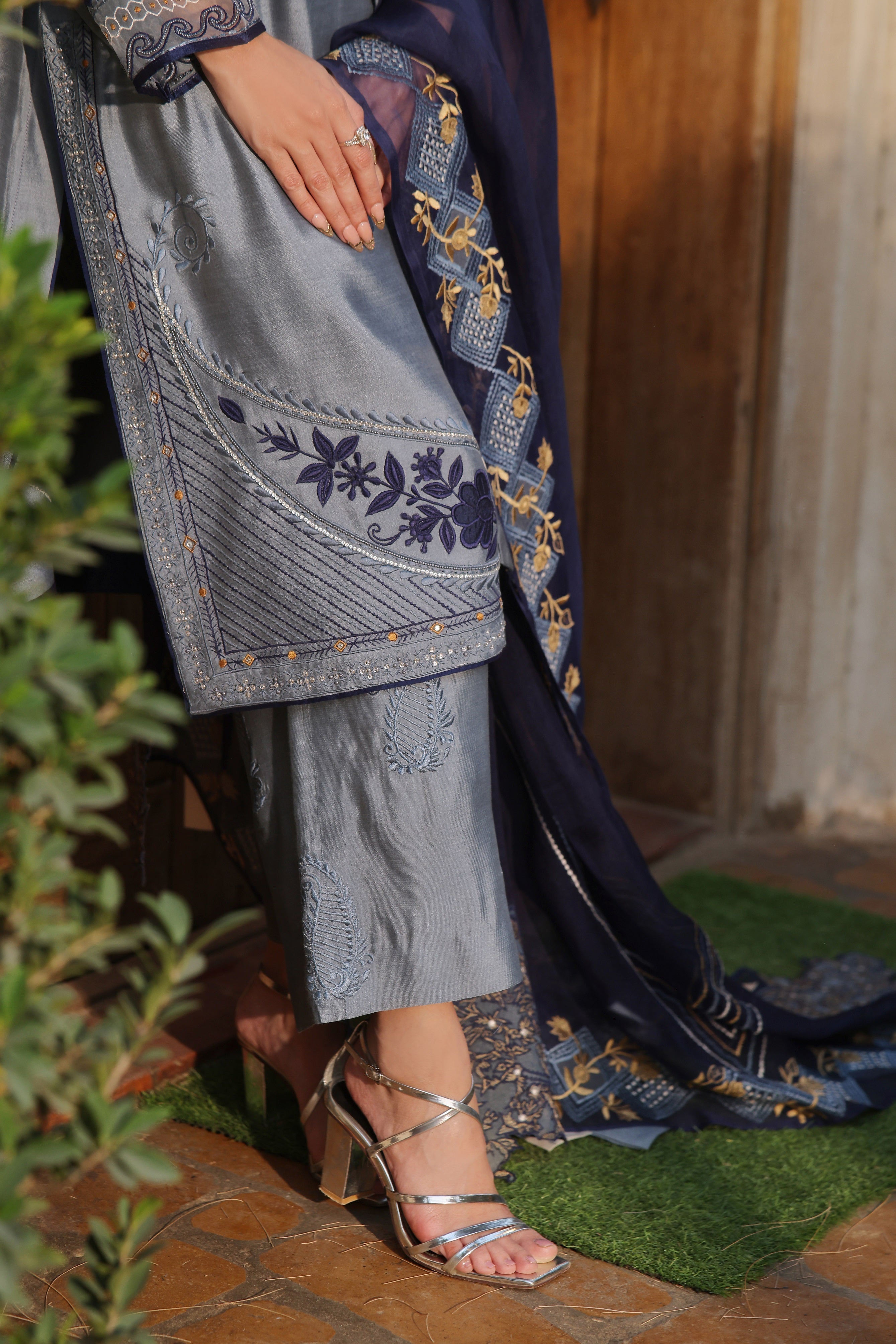 Mona Imran | Ezel Eid 25 | Tajdaar