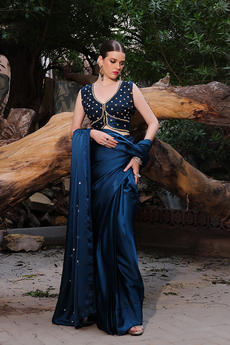 Mona Imran | Dilzaib Formals | Kashmala