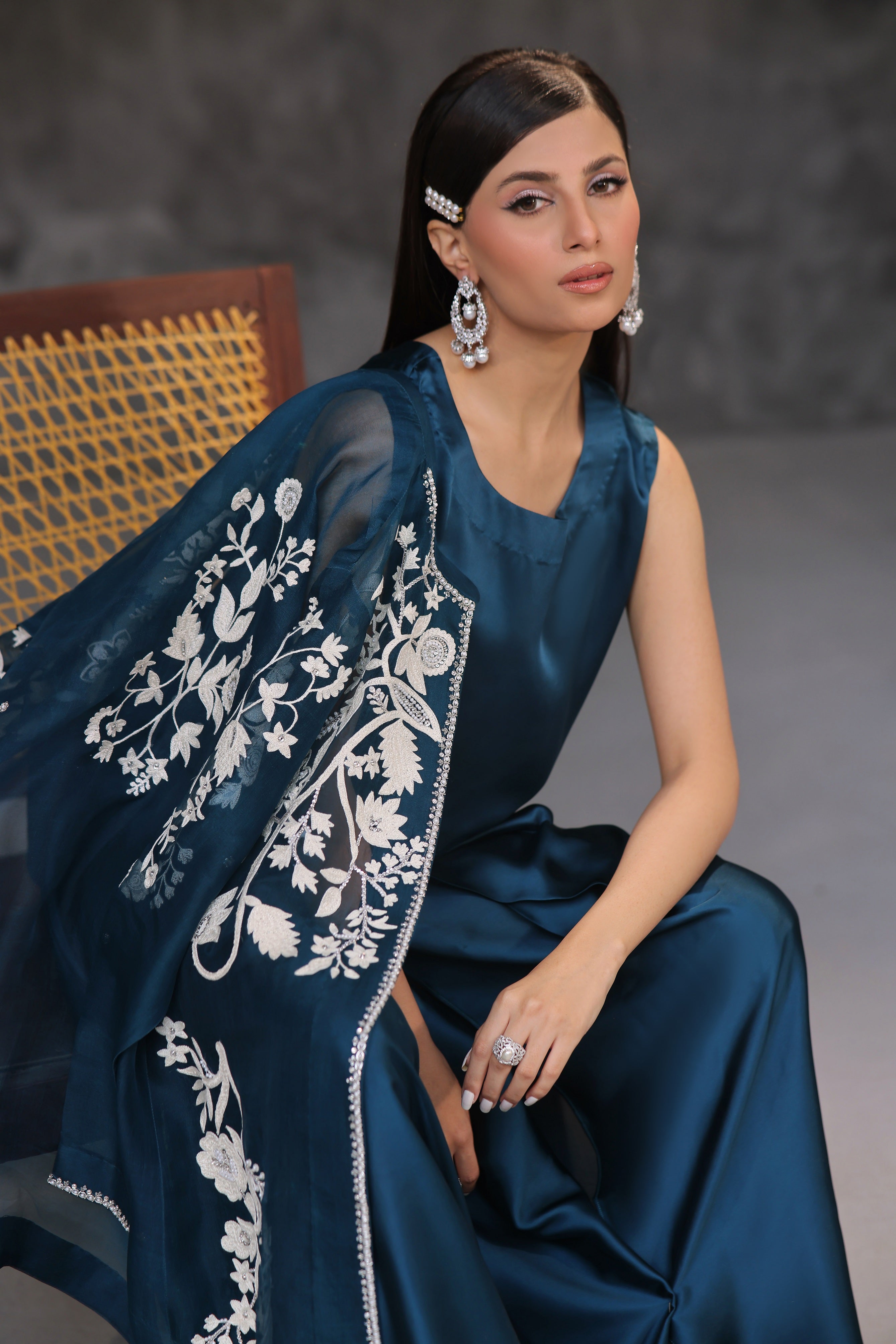 Mona Imran | Ezel Eid 25 | Zayra