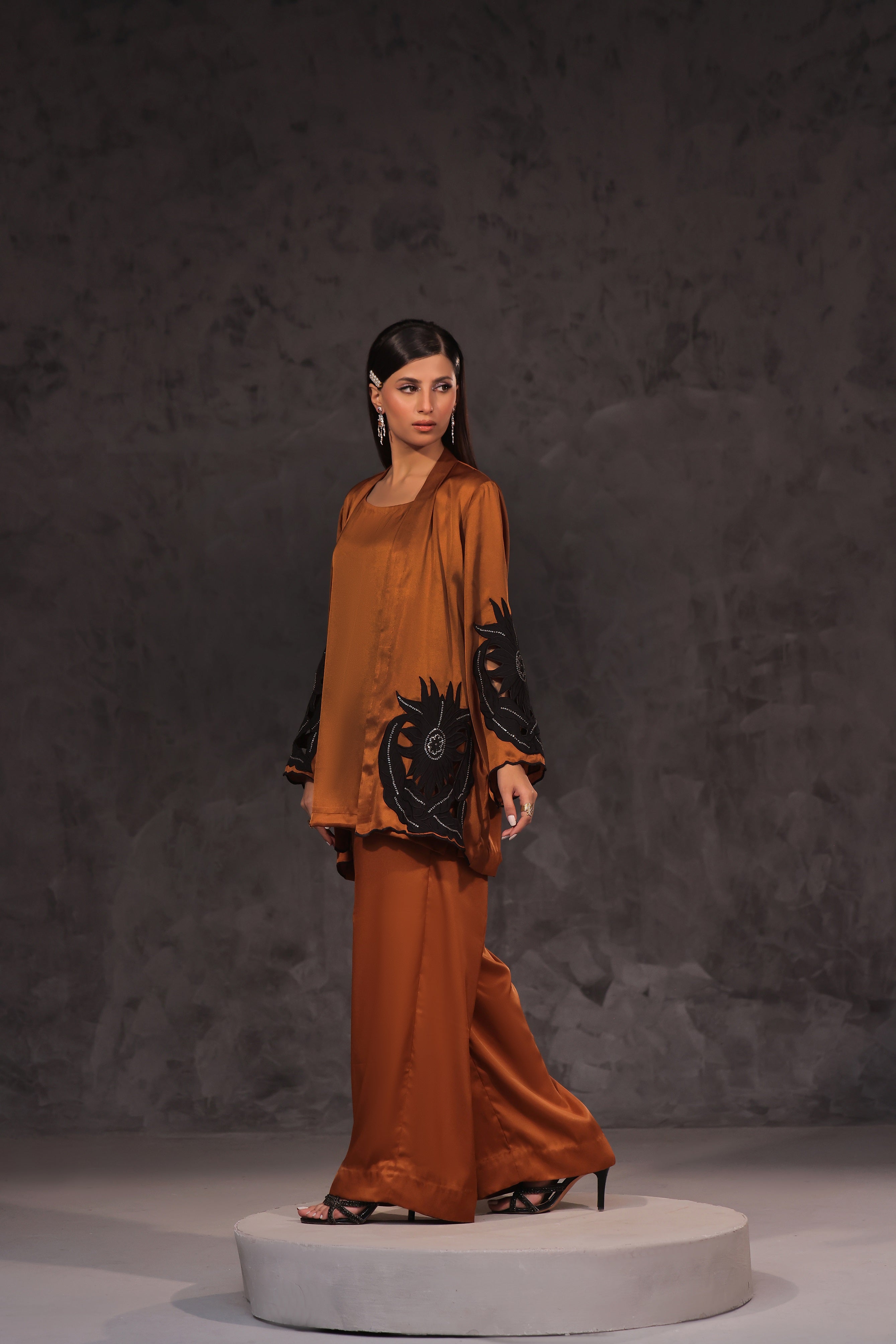 Mona Imran | Ezel Eid 25 | Meena