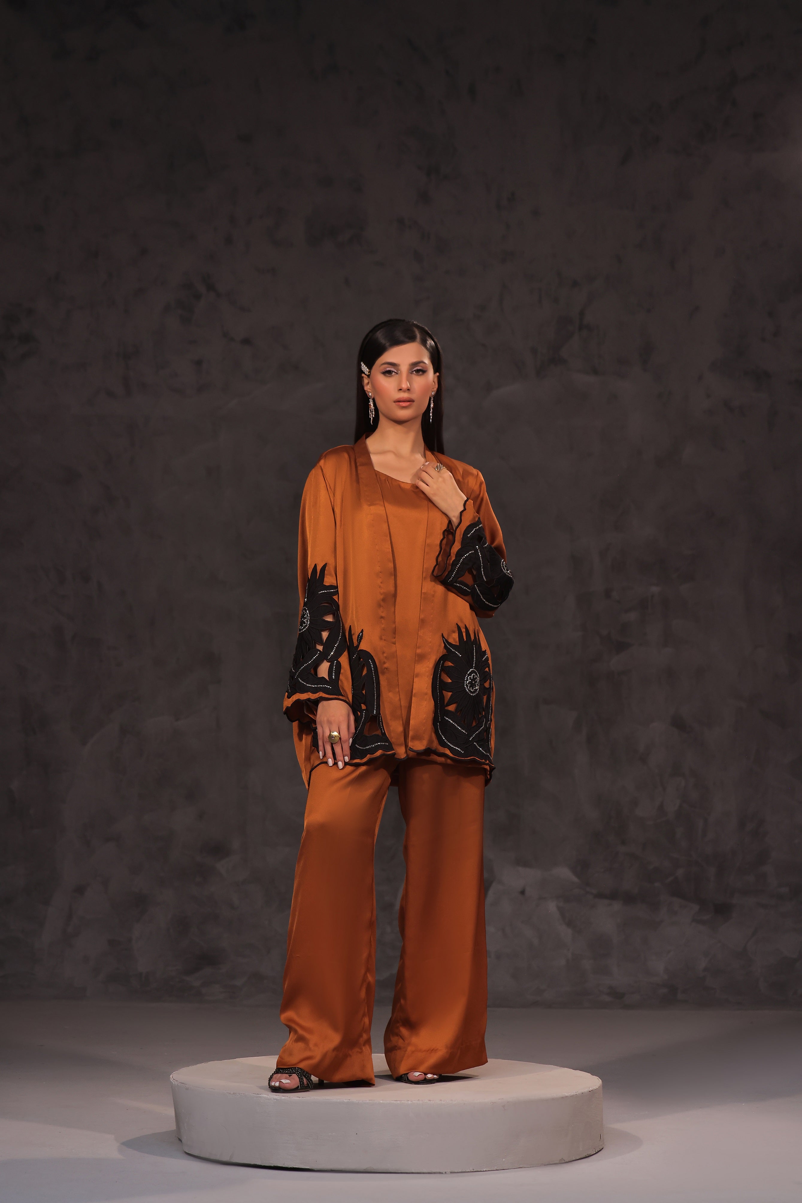 Mona Imran | Ezel Eid 25 | Meena