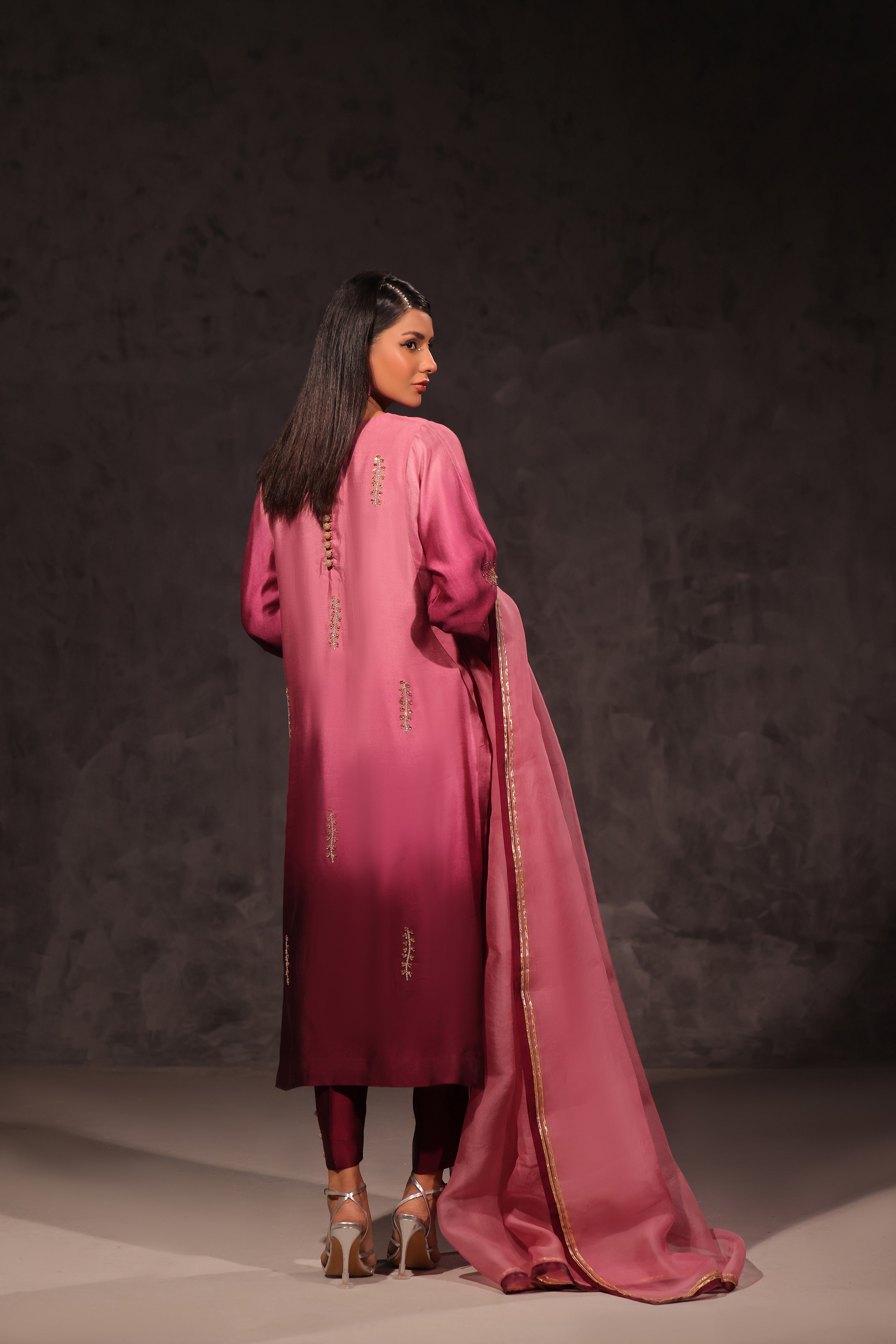 Mona Imran | Ezel Eid 25 | Maahru