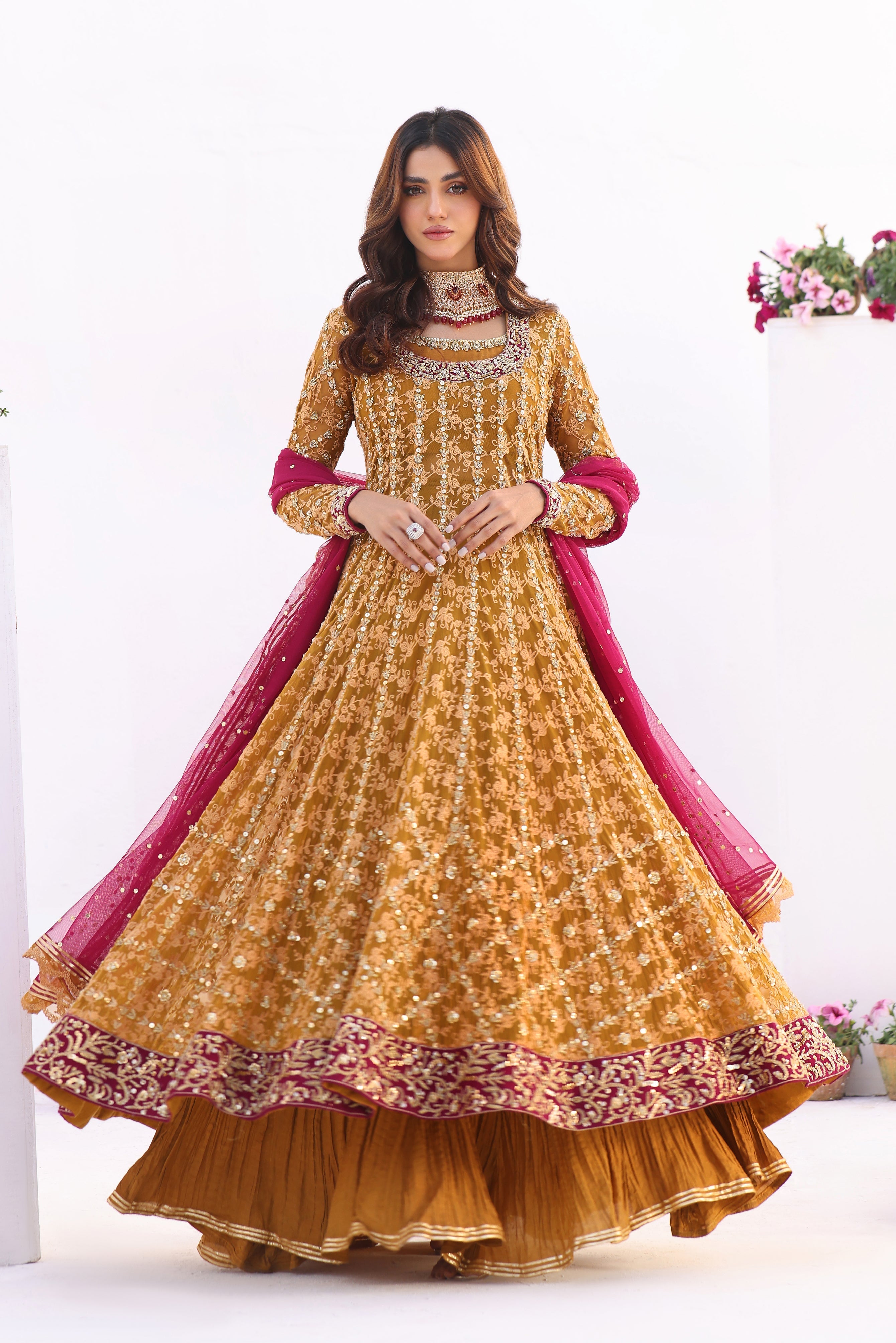 Mona Imran | Inara Wedding Formals | SUNEHRI