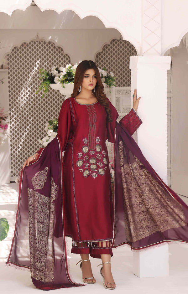 Wahajmkhan | Sitara Formals | MAGENTA PURPLE OUTFIT