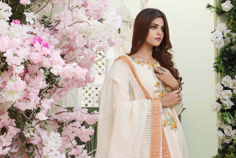 Wahajmkhan | Sitara Formals | IVORY COTTON OUTFIT