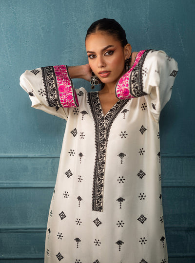 Zainab Chottani | The Kaftan Edit | Azalea - Official Zainab Chottani - Agha Fabrics UK