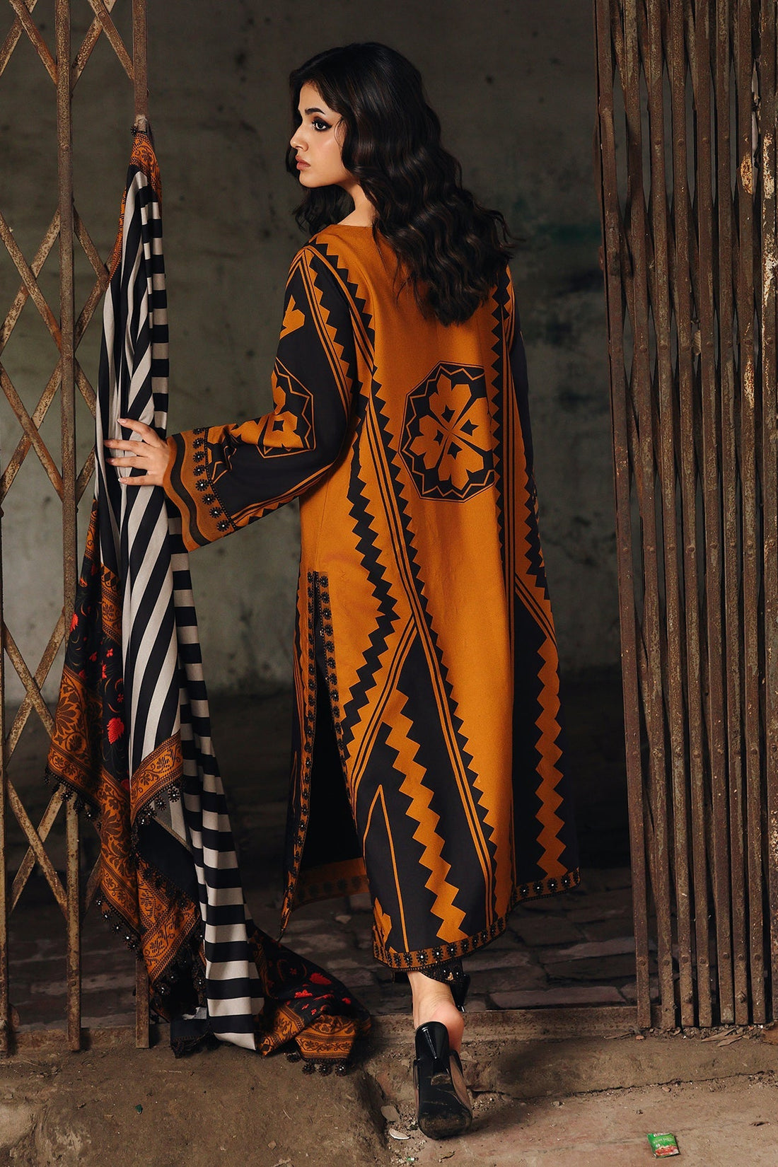 Charizma | Combination Winter 25 | CCW6-13 - Official Charzima - Agha Fabrics UK