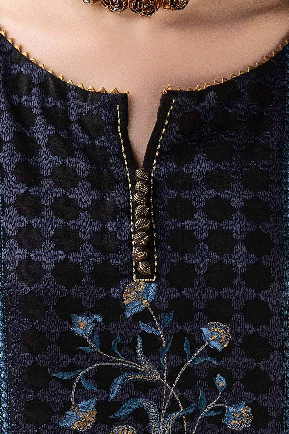 Gul Ahmed | Winter Collection 24 | Pashmina Dupatta AP-42024 - Official Gul Ahmed - Agha Fabrics UK