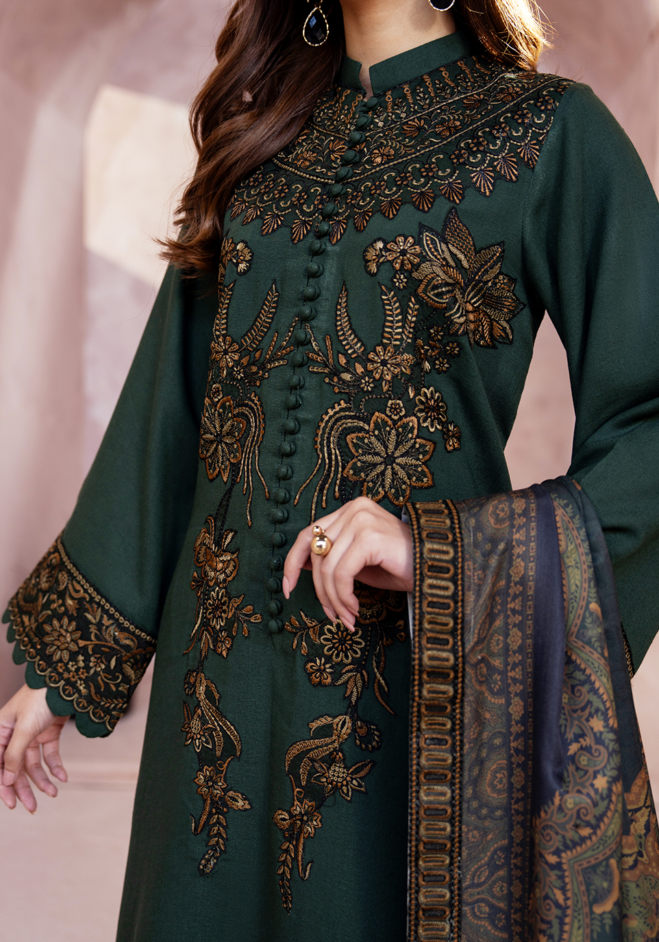 Zarqash | The Winter Luxe Pret | MOSS POISE