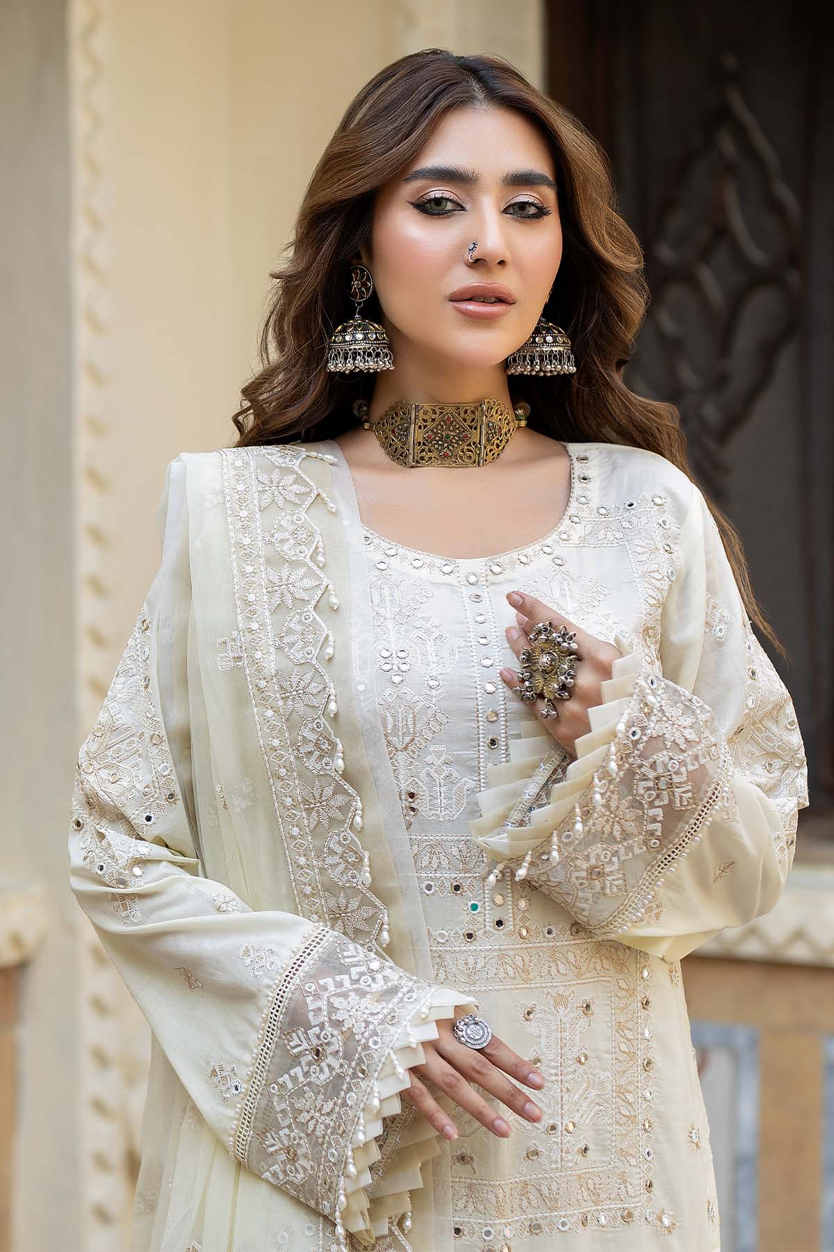 Raeesa Premium | Pankh Luxury Lawn | P -08