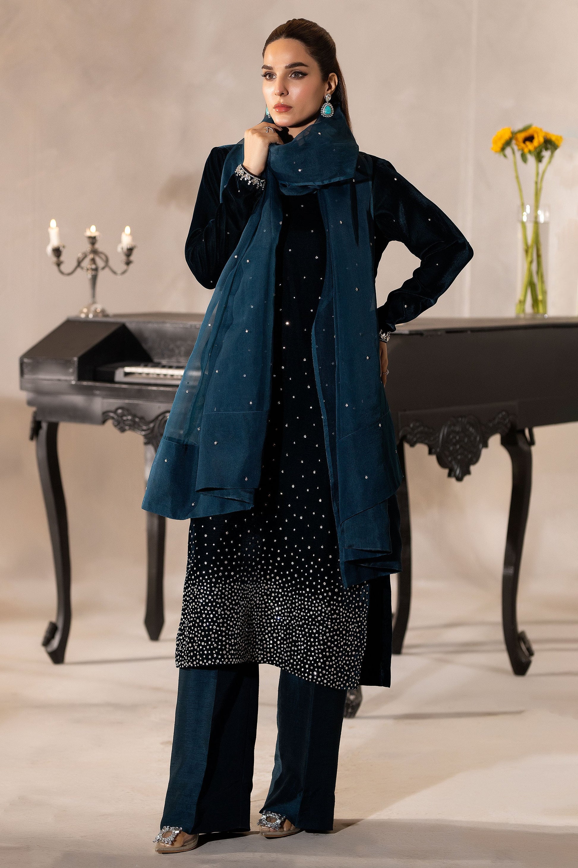 Hana | Mavi Velvets | Sable Mystique - Official Hana - Agha Fabrics UK