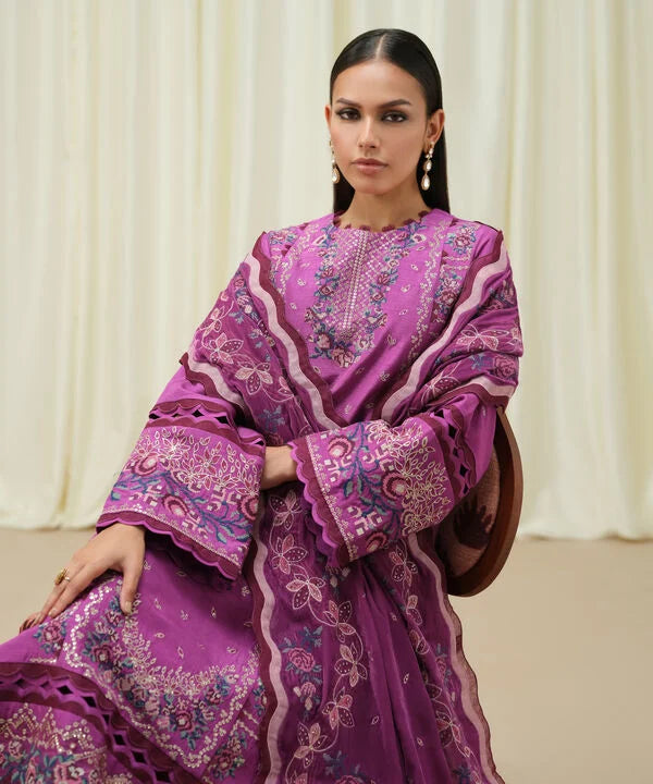 Sapphire | Fall Winter 25 | 3 Piece - Embroidered Raw Silk Suit U3FELX25V637