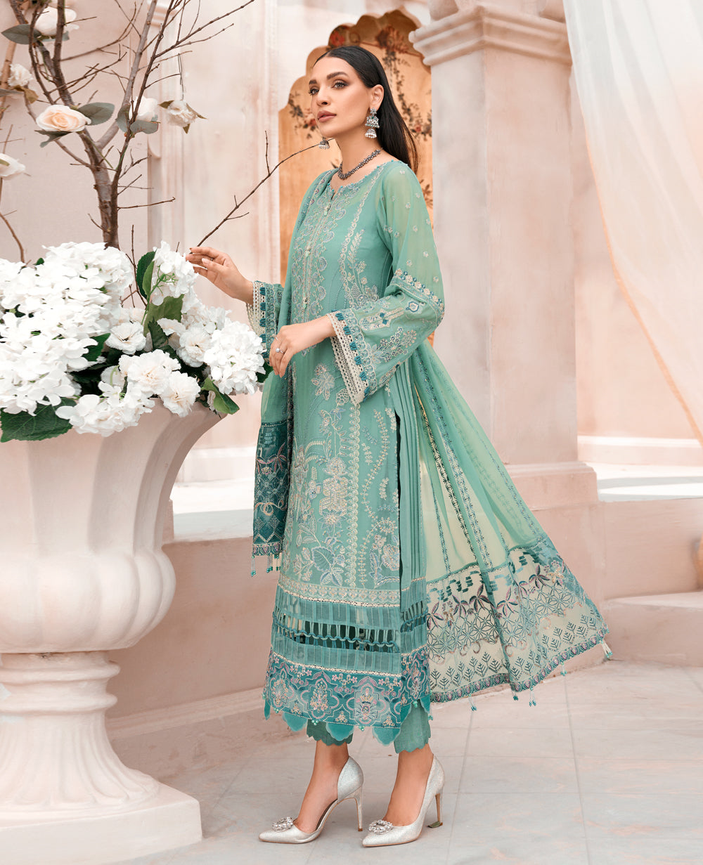 Xenia Formals | Raahi Luxury Formals | VEJAH - Official Xenia Formals - Agha Fabrics UK