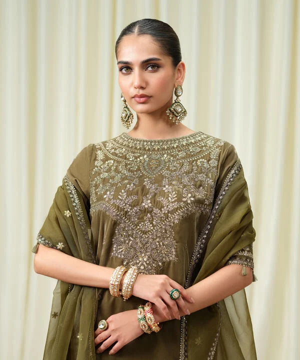 Sapphire | Fall Winter 25 | 3 Piece - Embroidered Velvet Suit 0U3FELX25V86