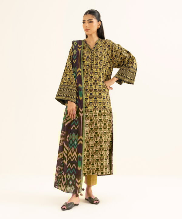 Sapphire | Fall Winter 25 | 3 Piece - Printed Khaddar Suit 0U3PDD25V811