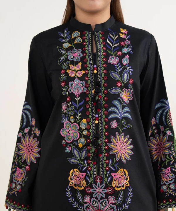 Sapphire | Fall Winter 25 | 3 Piece - Embroidered Lawn Suit 0U3PESG25V57