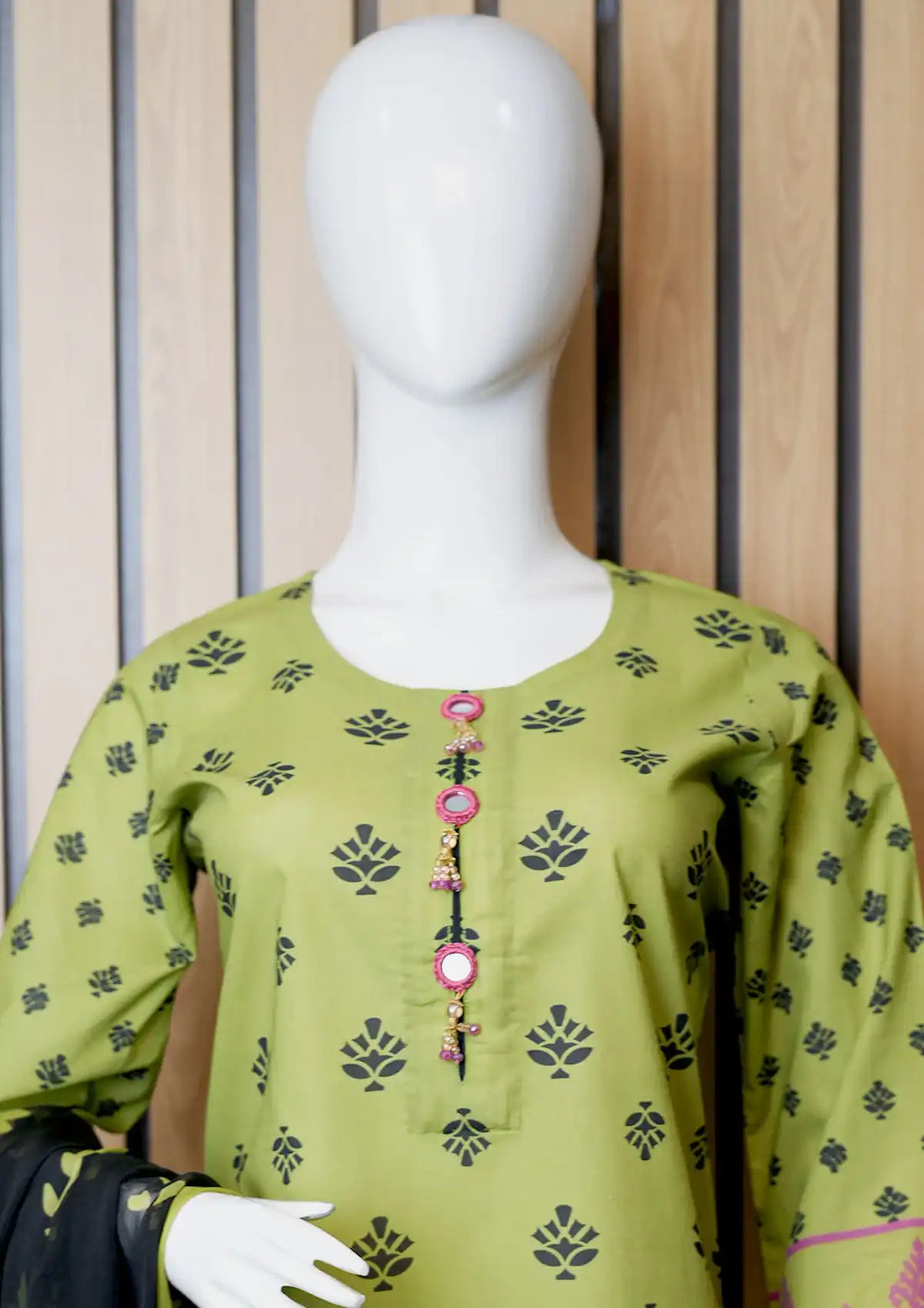 Winter Collection - Madiha Jahangir - Gulmira - Cambric - 2 pcs - D#03 - Official Madiha Jahangir - Agha Fabrics UK