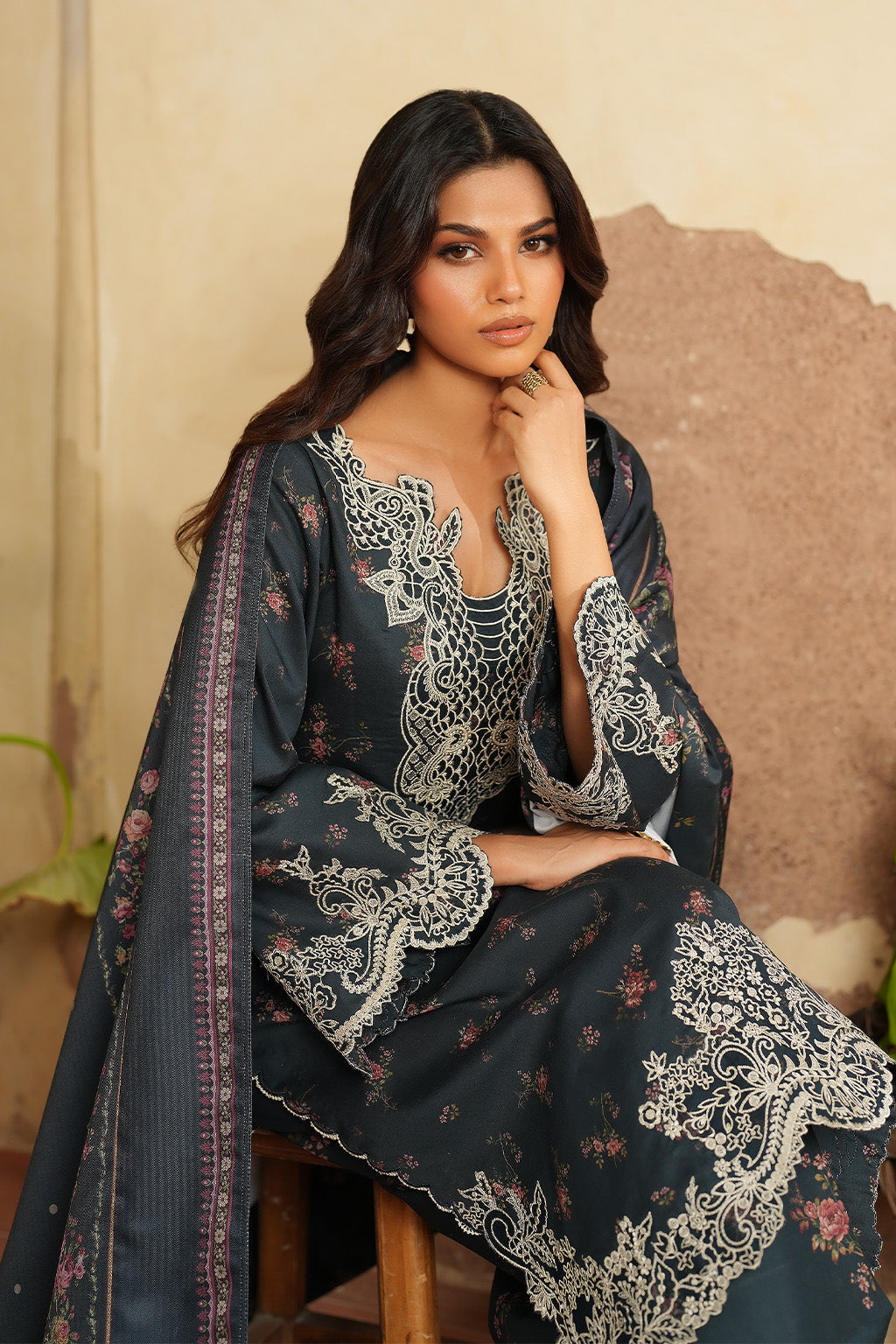 Iznik | Winter 25 | IPF-12 - Official Iznik - Agha Fabrics UK