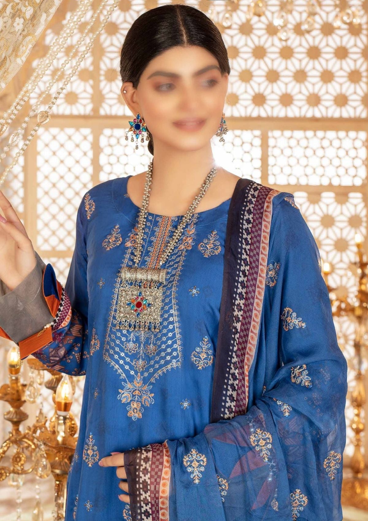 Winter Collection - Laiba - D/P Viscose - V23 - LV#04 - Official Laiba - Agha Fabrics UK