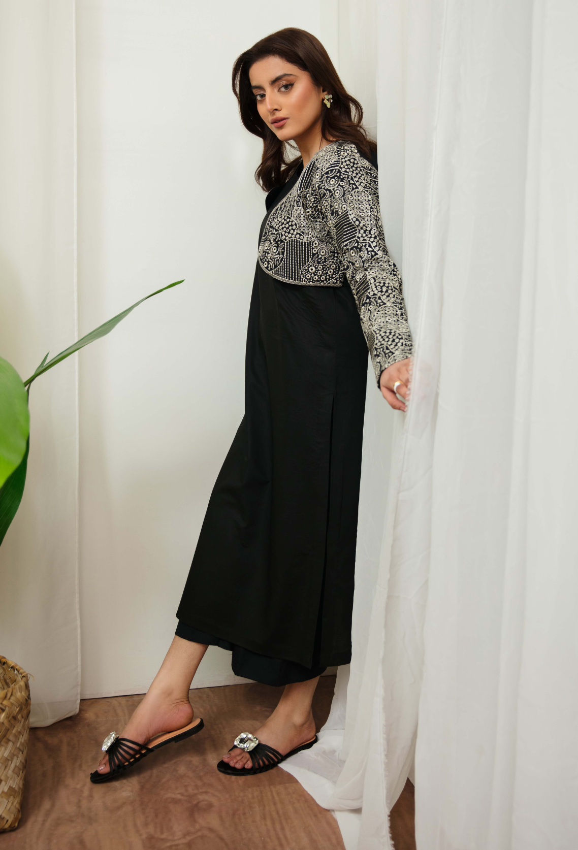 Humdum | Ayra Ready to wear | Ayra - D05