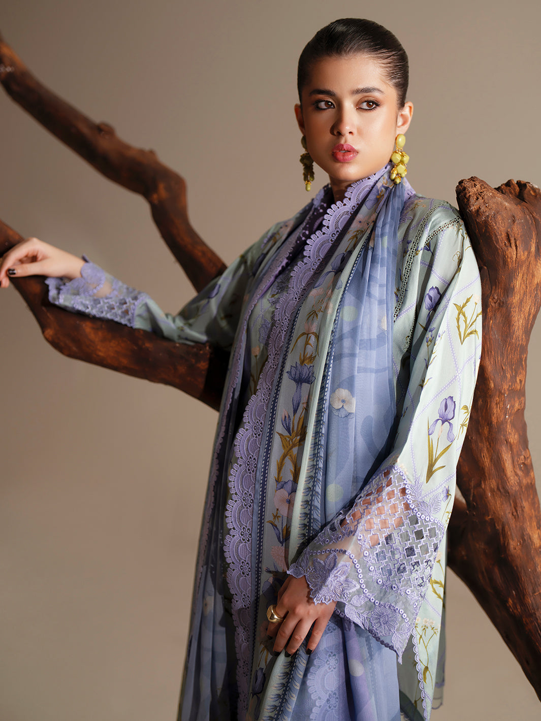 Bin Ilyas | Eres Bonita Viscose 25 | 1103-A - Official Bin Ilyas - Agha Fabrics UK