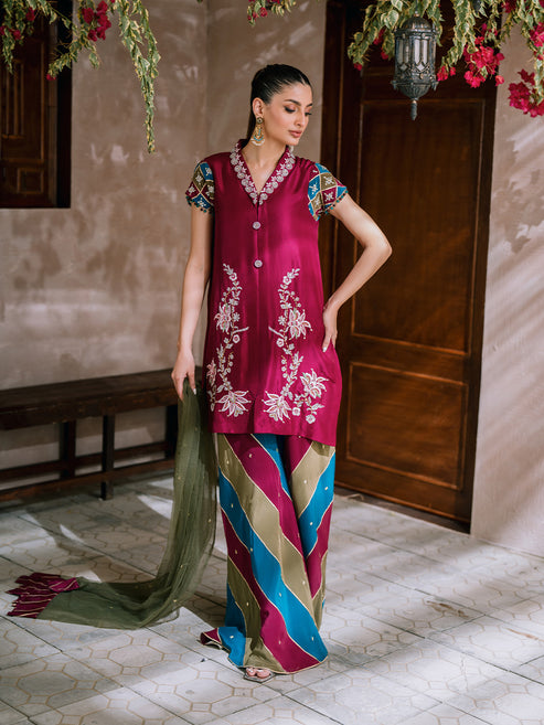 Farah Zubair | Luxury Pret | Inara