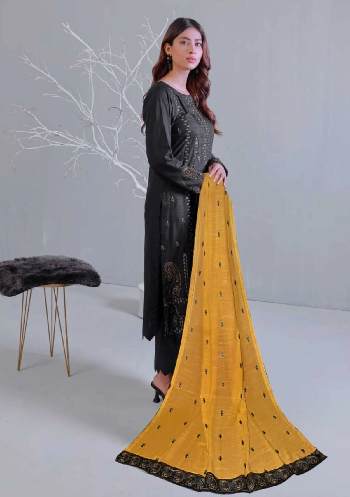 Winter Collection - Almish - Unstitched 24 - D#590 - Camilia - Official Almish - Agha Fabrics UK