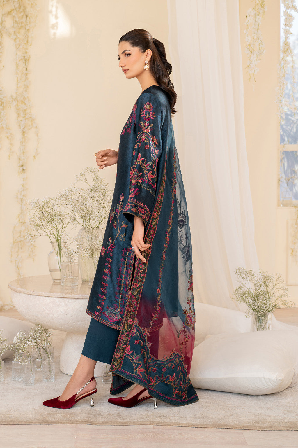 Iznik | Festive Formal | UE-379 Embroidered Pure silk - Official Iznik - Agha Fabrics UK