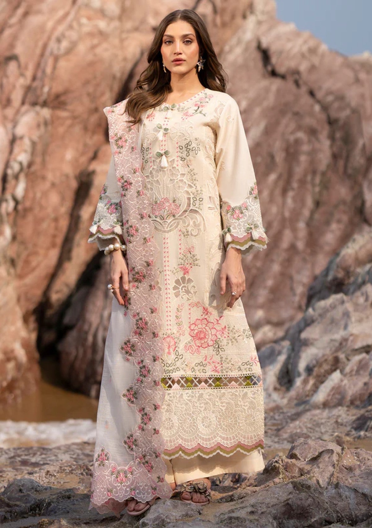 Lawn - Mahnur - Sirene Luxury 25 - D#05 - Wisteria