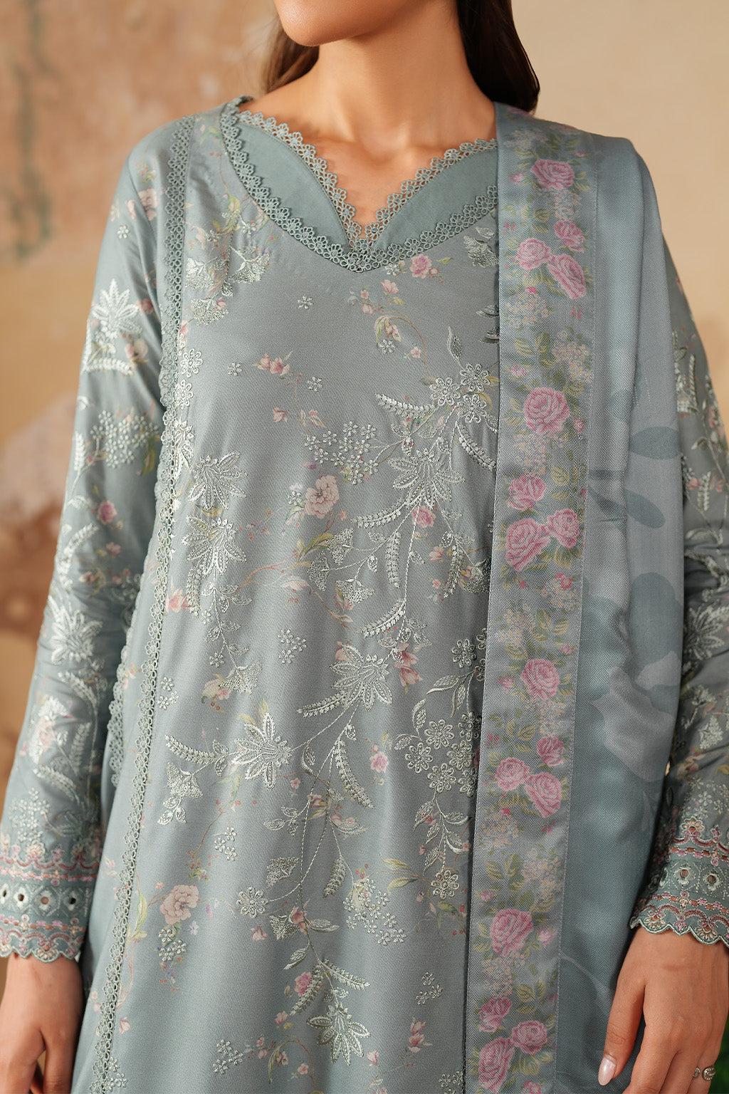 Iznik | Winter 25 | IPF-10 - Official Iznik - Agha Fabrics UK
