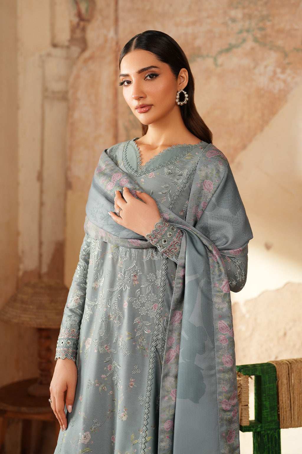 Iznik | Winter 25 | IPF-10 - Official Iznik - Agha Fabrics UK