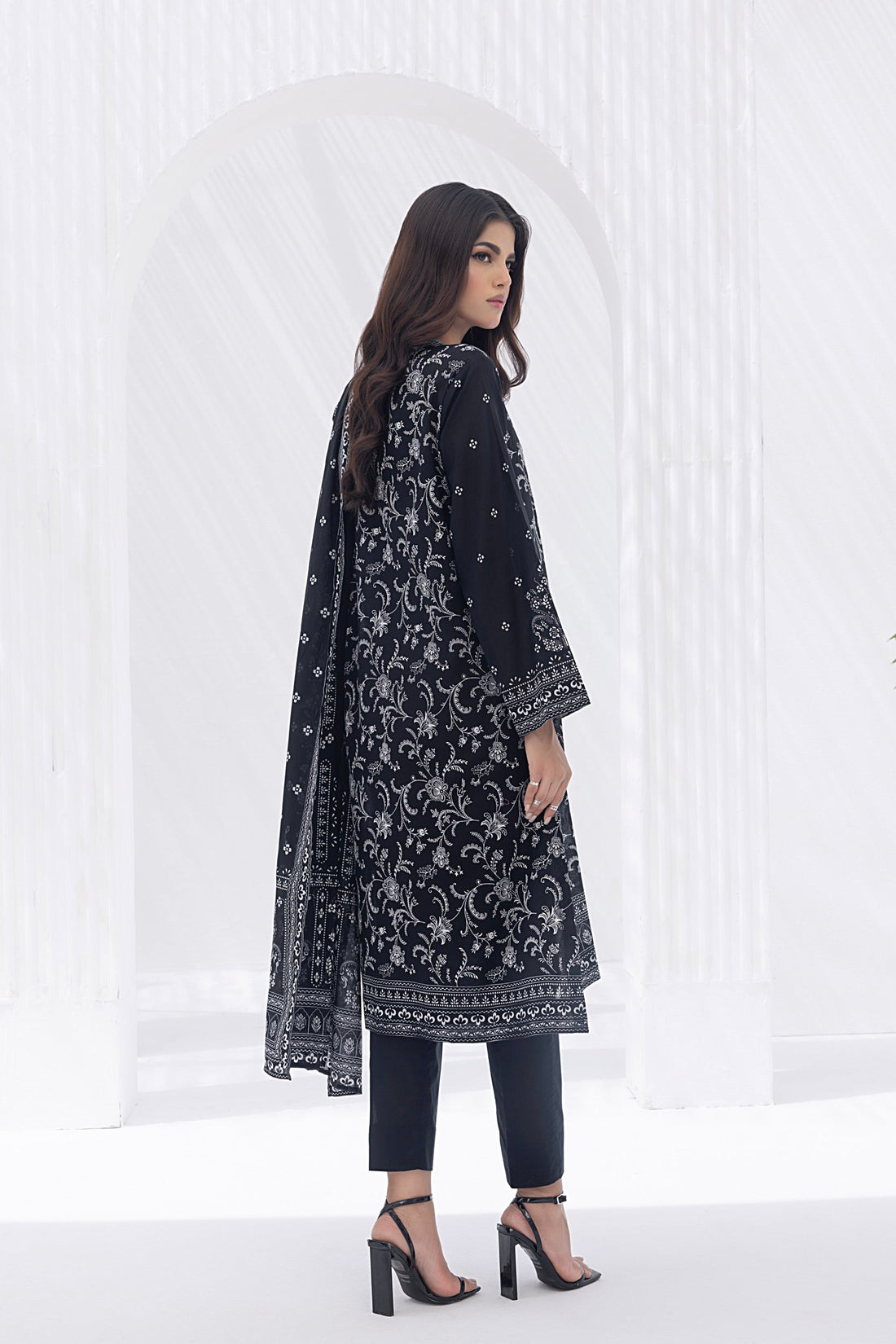 LSM | Winter Marina 24 | 0185 - Official LSM - Agha Fabrics UK