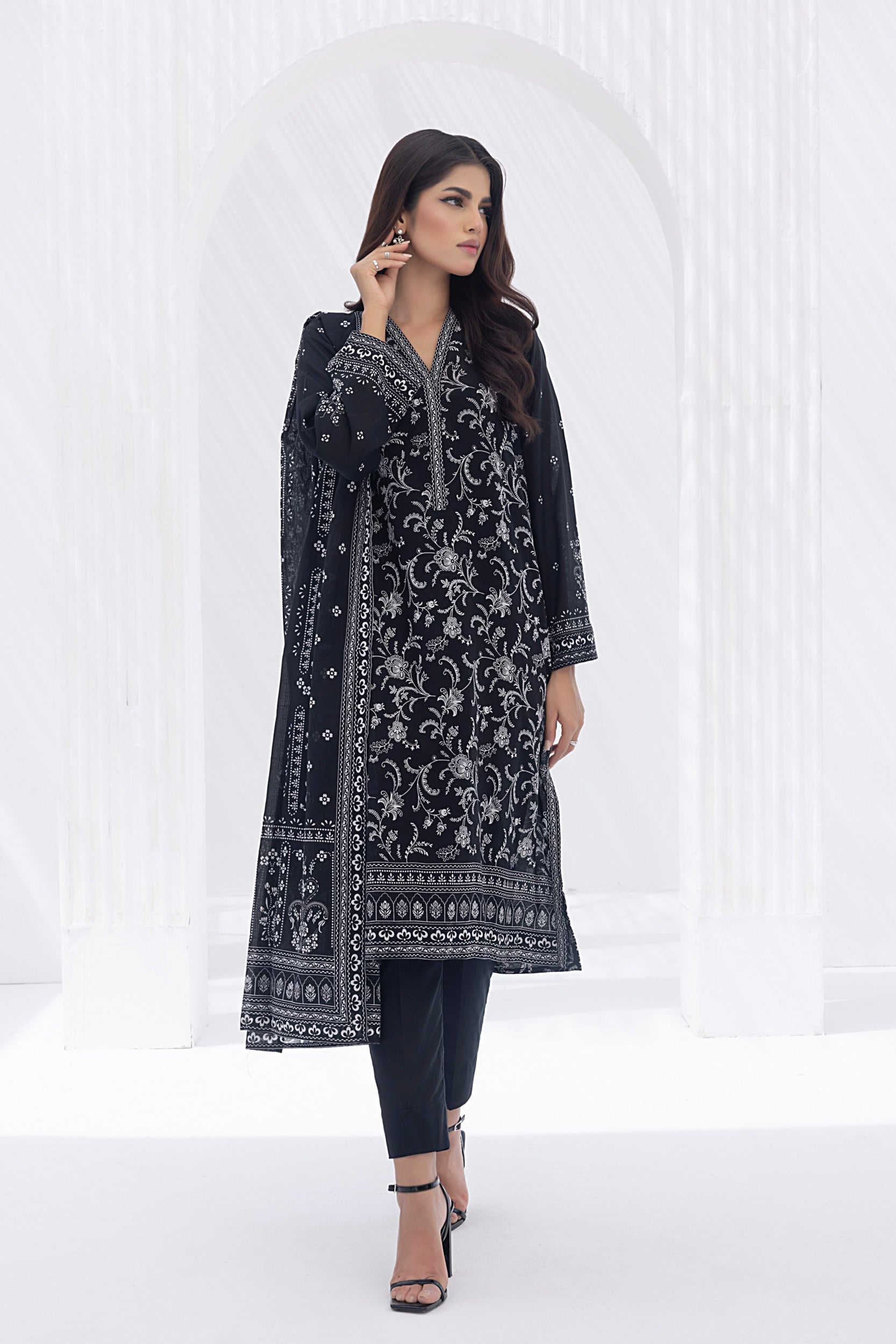 LSM | Winter Marina 24 | 0185 - Official LSM - Agha Fabrics UK