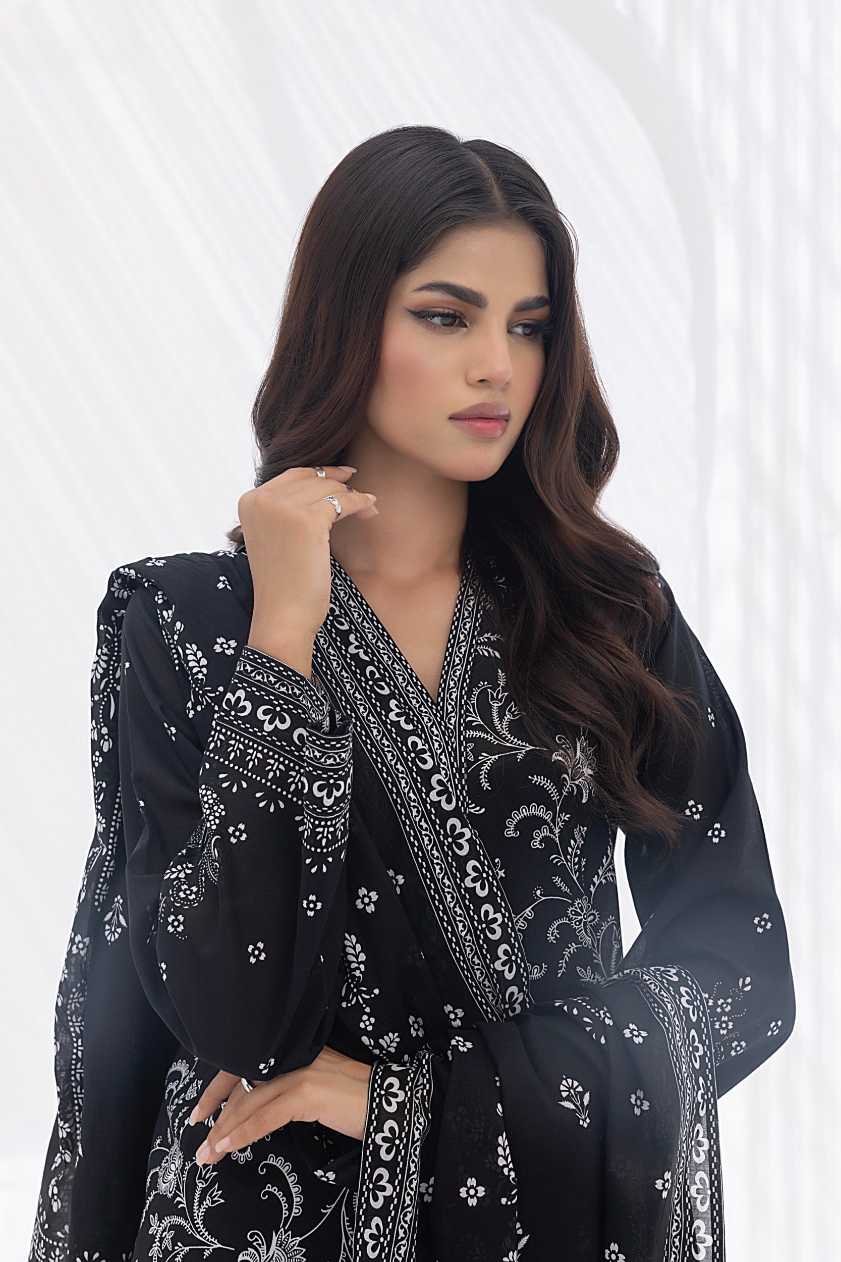 LSM | Winter Marina 24 | 0185 - Official LSM - Agha Fabrics UK