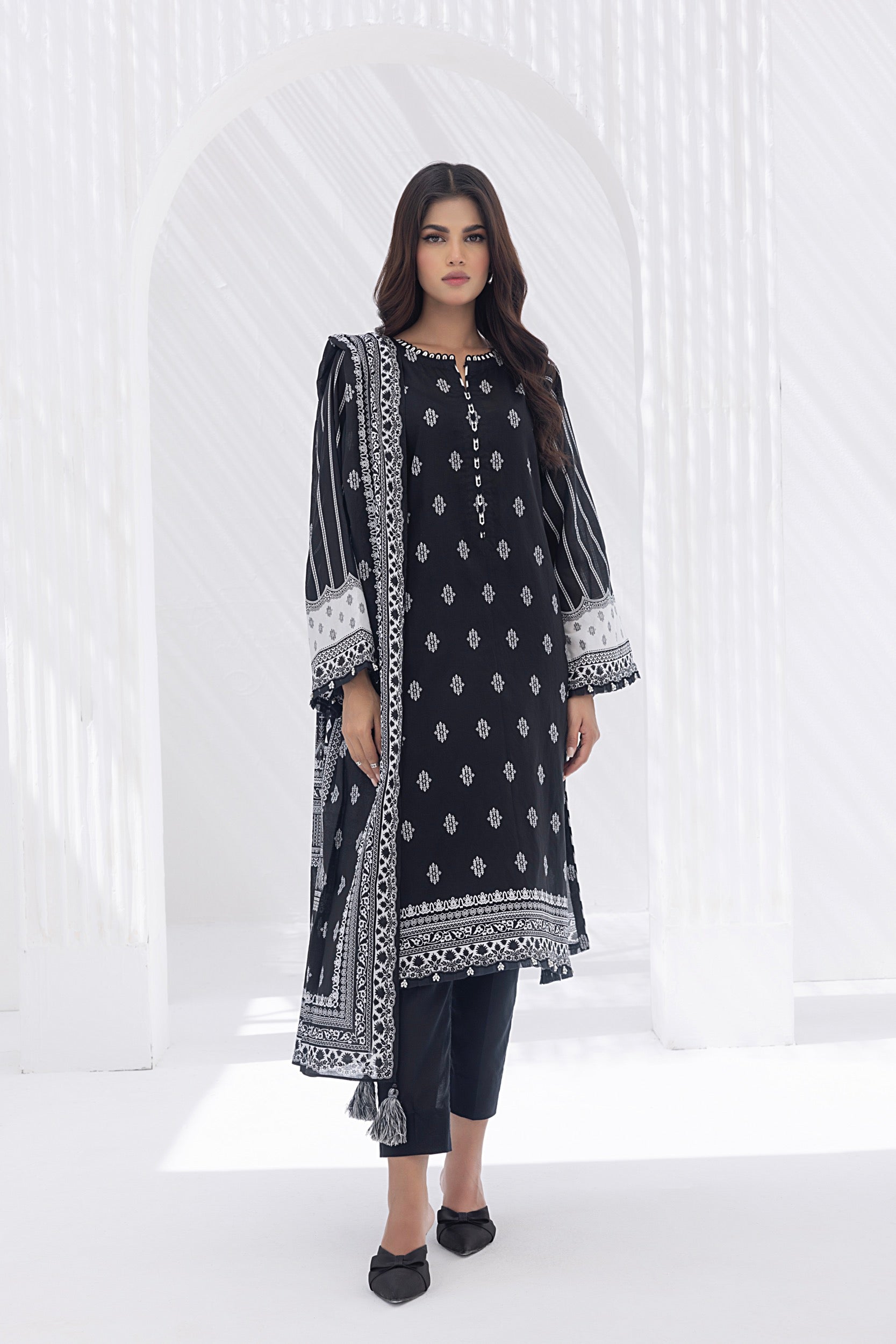 LSM | Winter Marina 24 | 0233 - Official LSM - Agha Fabrics UK