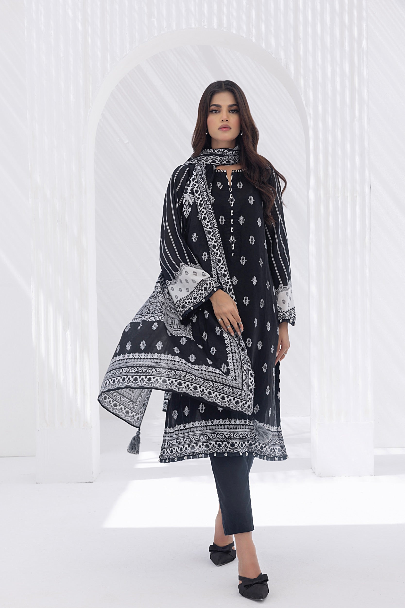 LSM | Winter Marina 24 | 0233 - Official LSM - Agha Fabrics UK