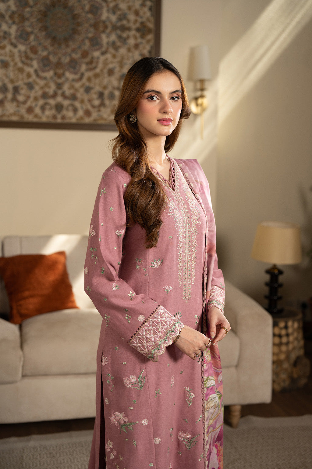 Neeshay | Winter Reverie | Peonette