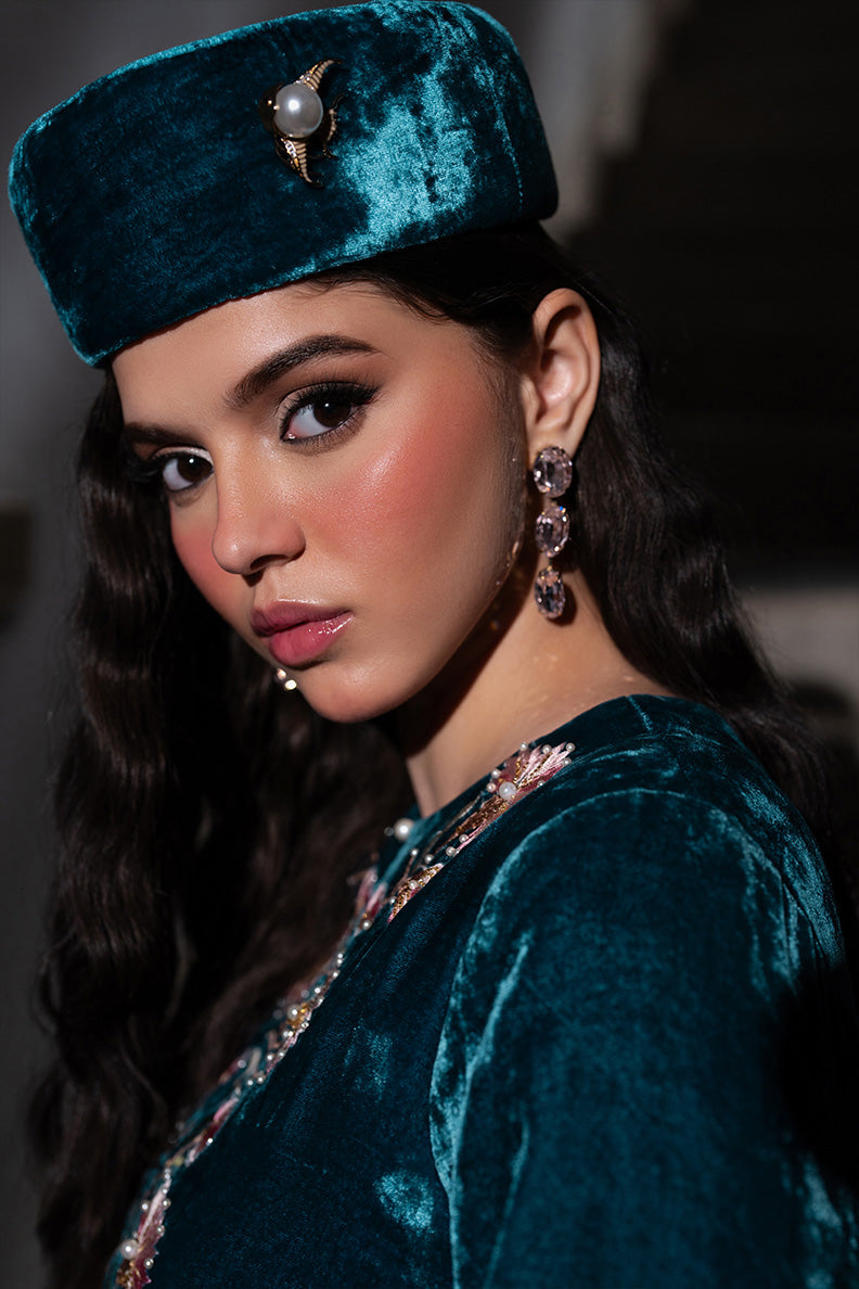 Caia | Luxury Velvet Edit 25 | Twilight custom