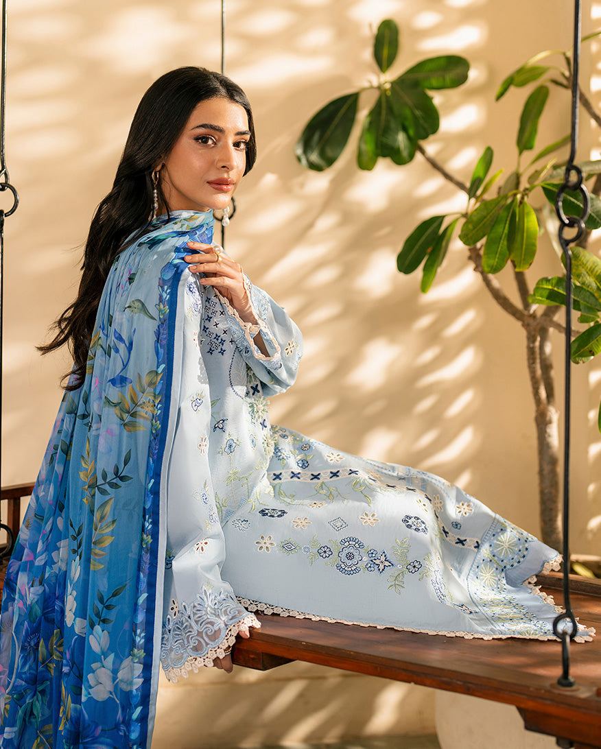 Roheenaz | Aashiyana Lawn | Mahnoor