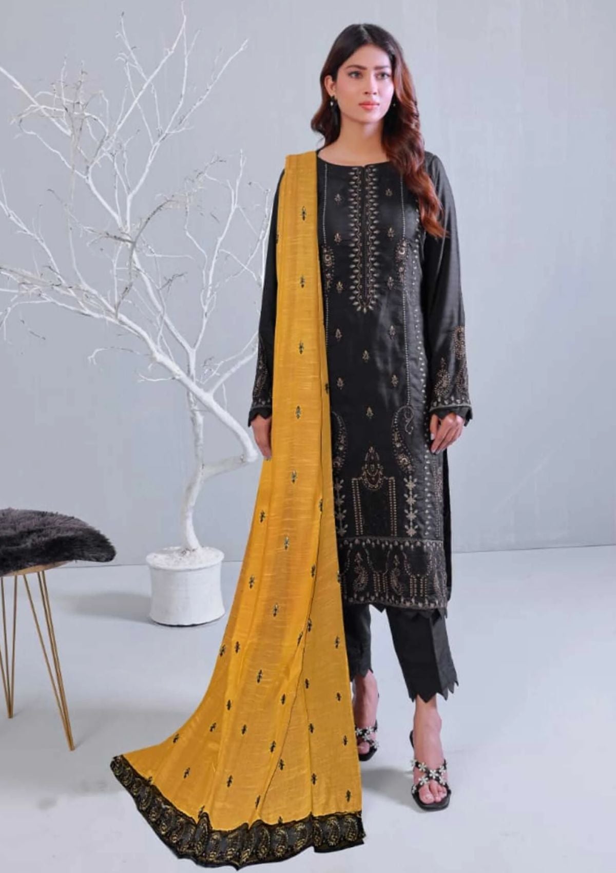 Winter Collection - Almish - Unstitched 24 - D#590 - Camilia - Official Almish - Agha Fabrics UK