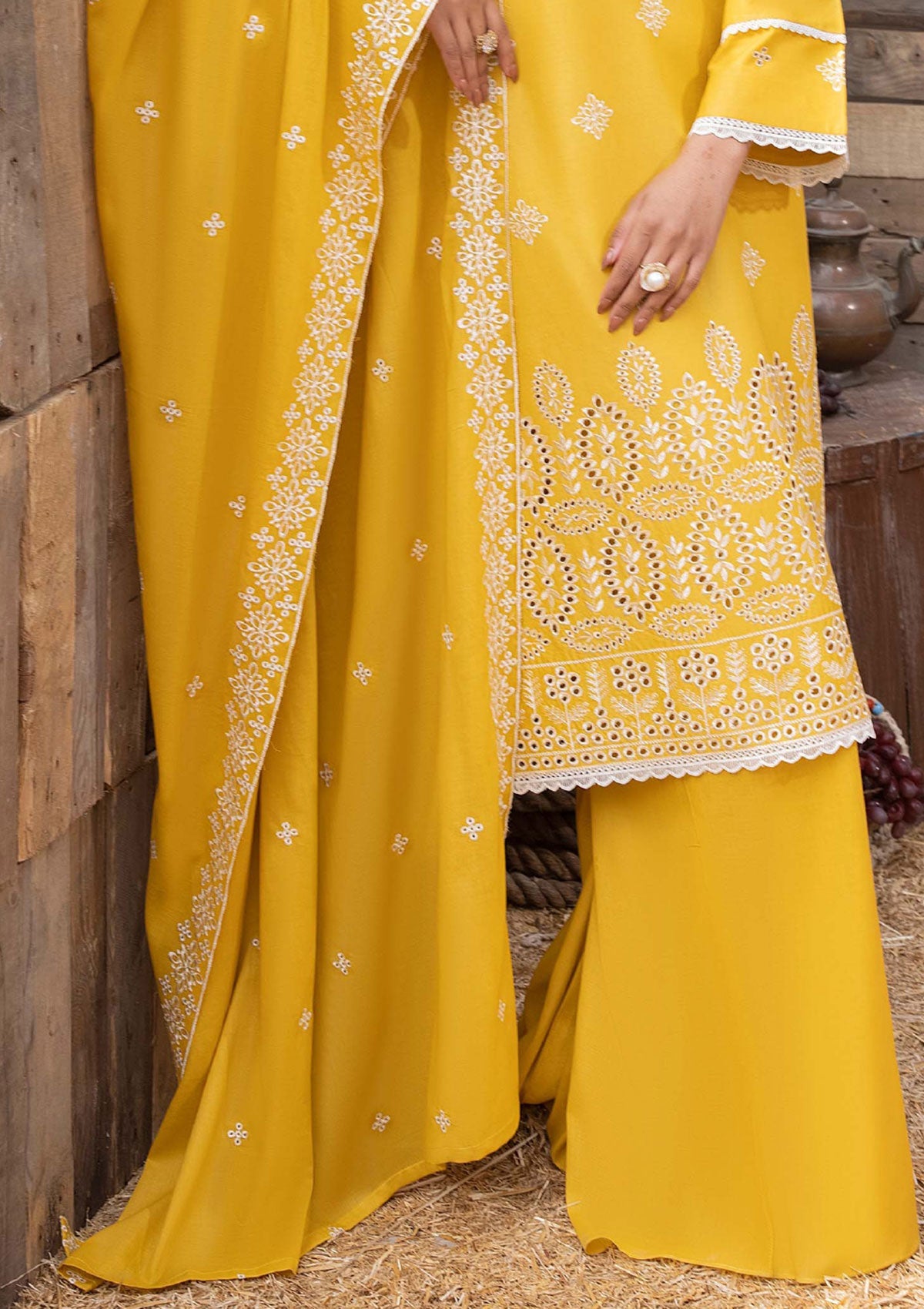 Lawn Collection - Mahnur - Mehru - Summer - MMS24#04