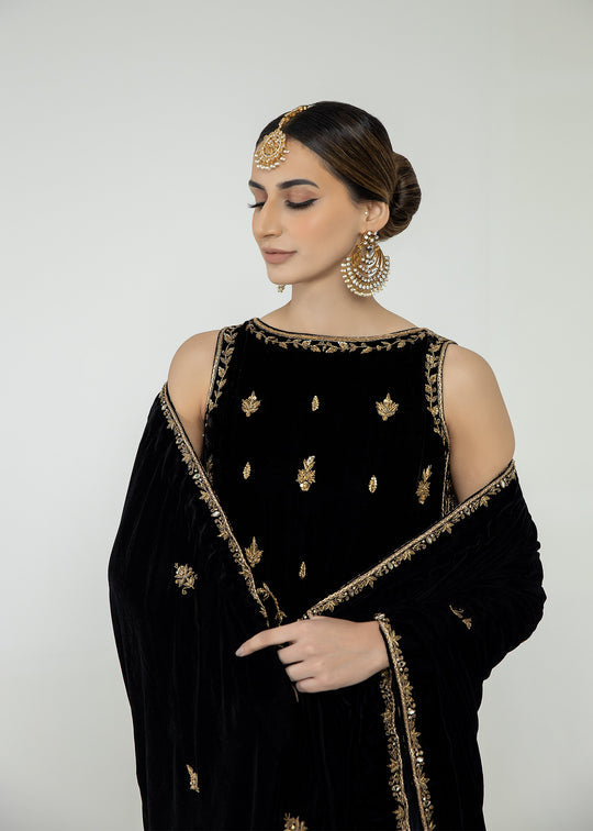 Purple Haze Pret Studio | Apsara Formals | Obsidian