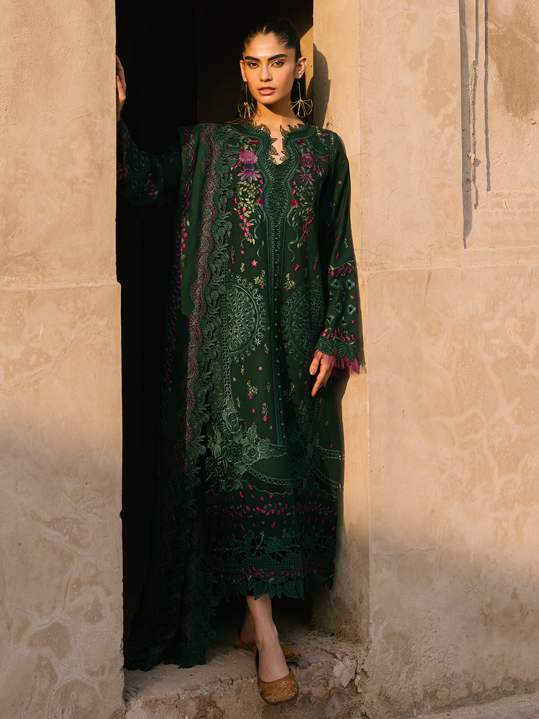 Bin Ilyas | Gulabi Baagh Winter 24 | 152 B - Official Bin Ilyas - Agha Fabrics UK