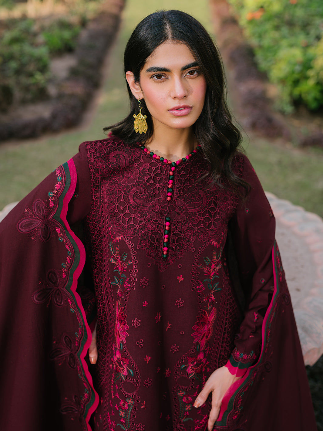 Bin Ilyas | Gulabi Baagh Winter 24 | 154 B