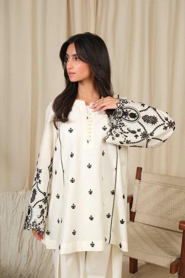 Noor by Saadia Asad | Noor Pret 25 | D2 - Monochrome Flair